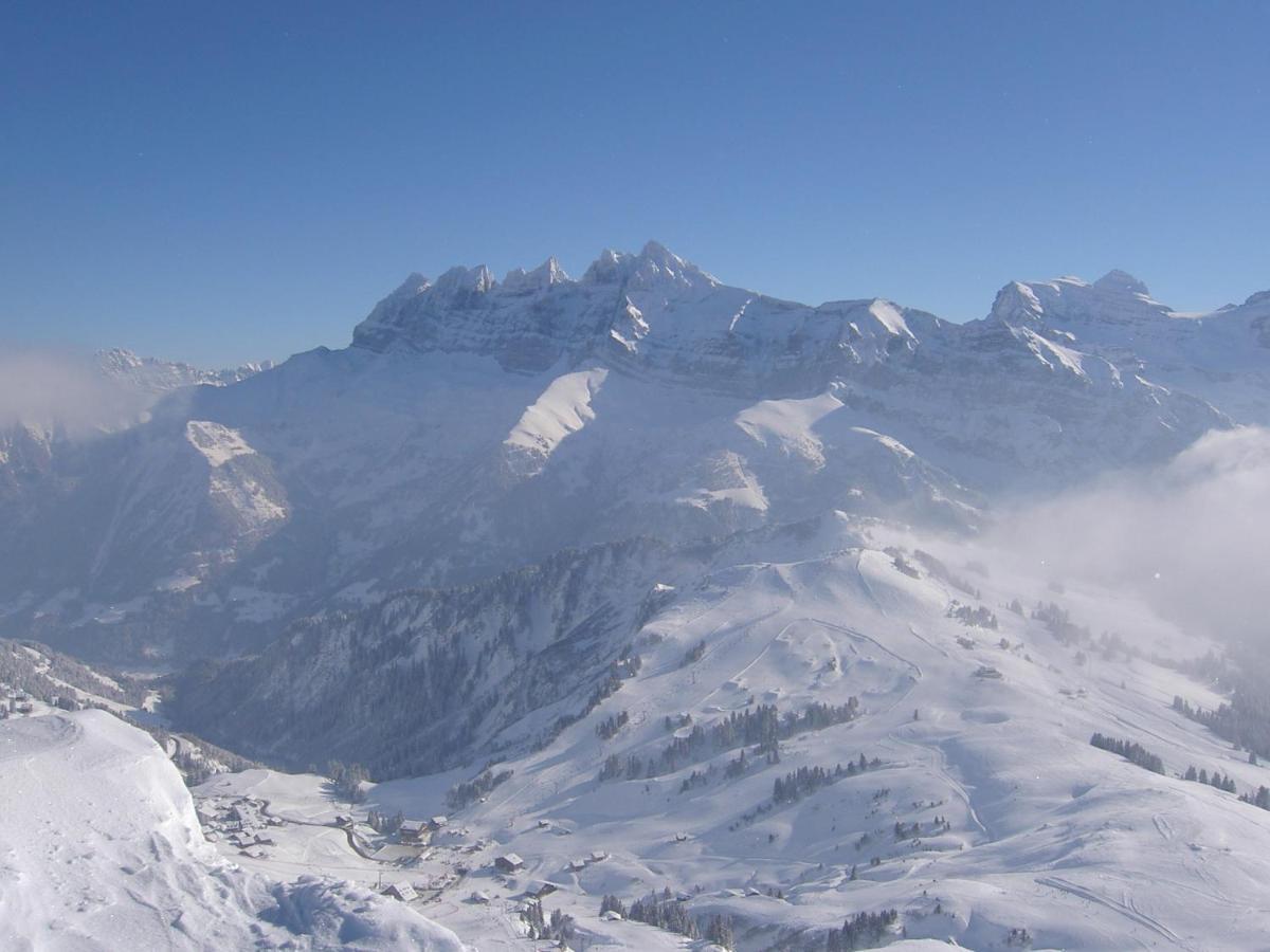 Hotel Des Portes Du Soleil Ле Крозе Екстериор снимка