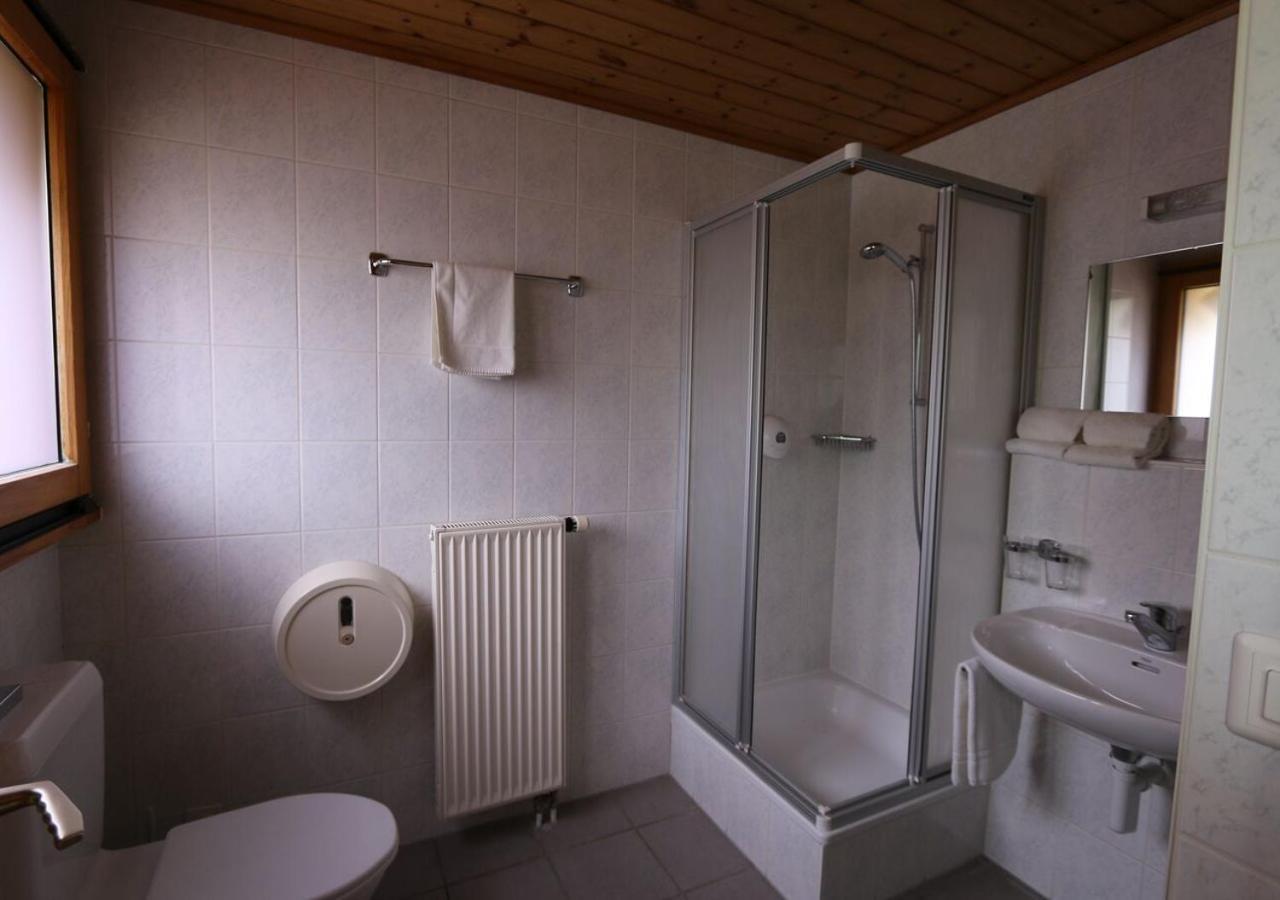 Hotel Des Portes Du Soleil Ле Крозе Екстериор снимка