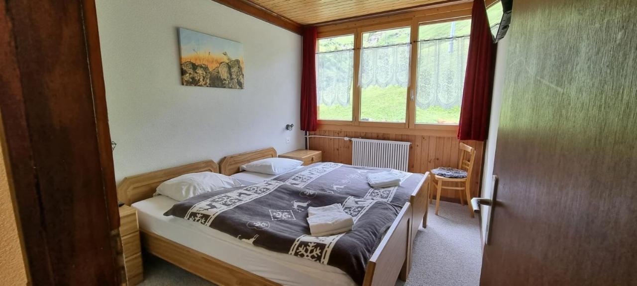 Hotel Des Portes Du Soleil Ле Крозе Екстериор снимка